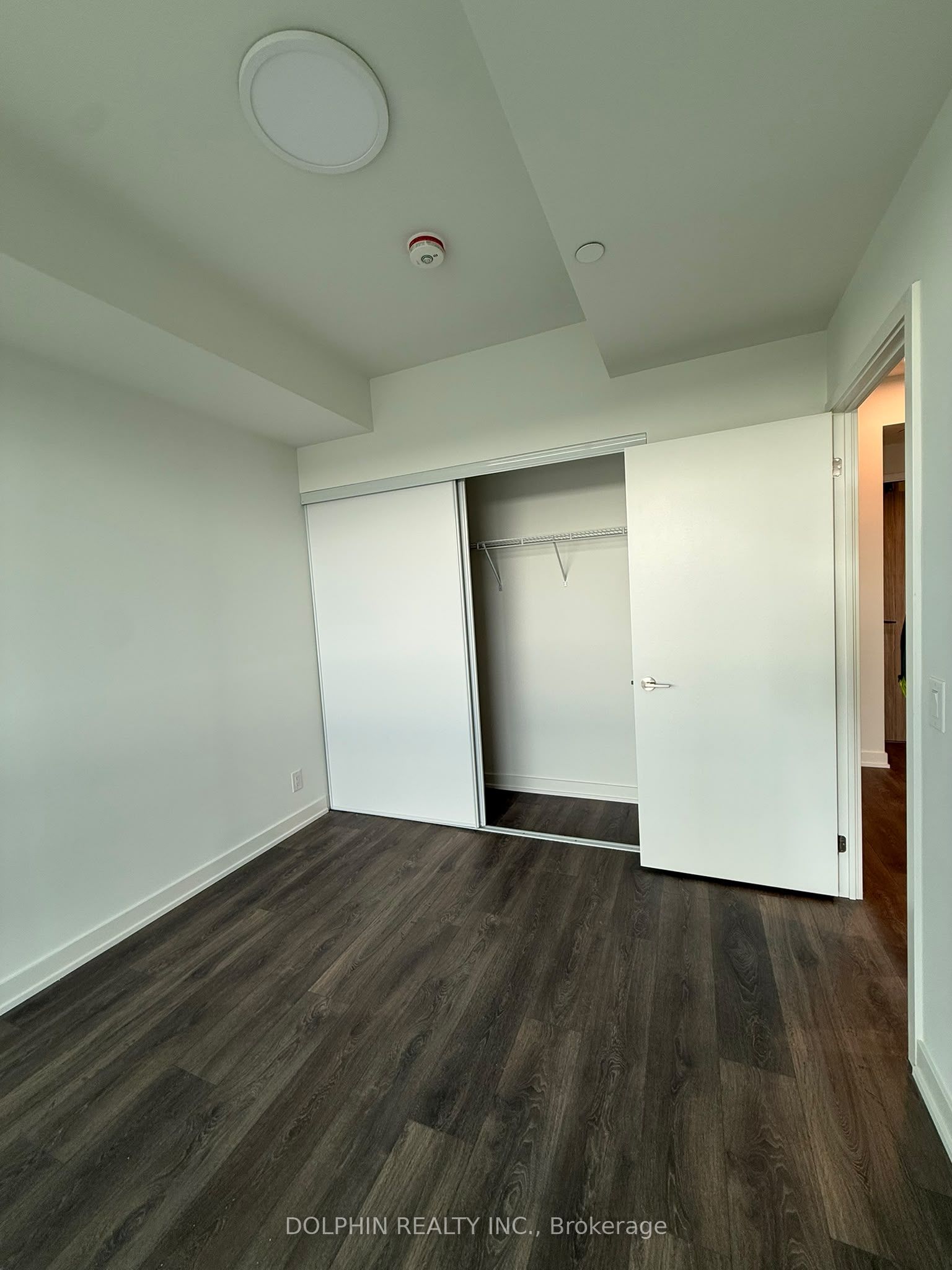 1381 Lakeshore Road E 615