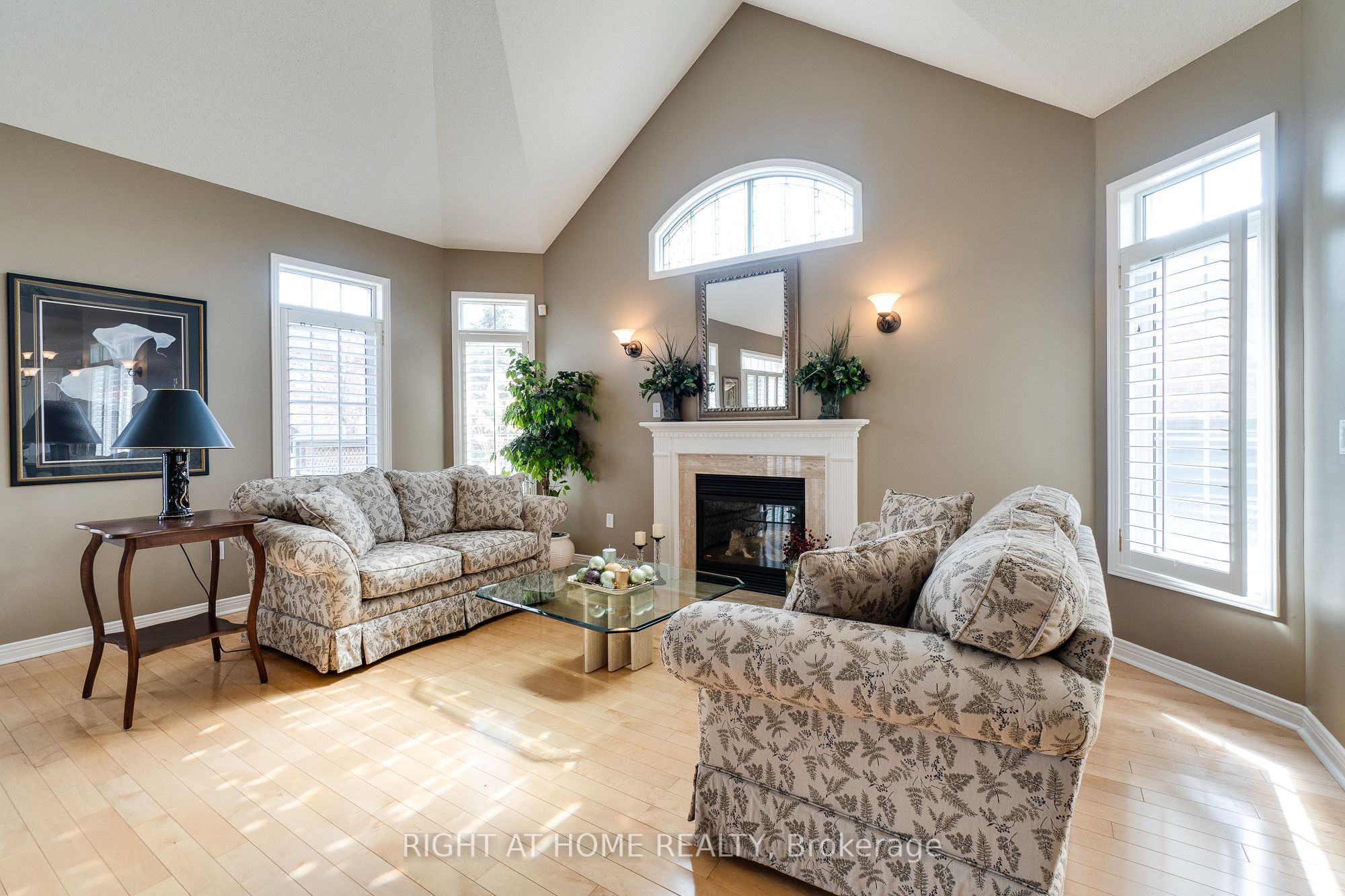 4280 Taywood Drive 15