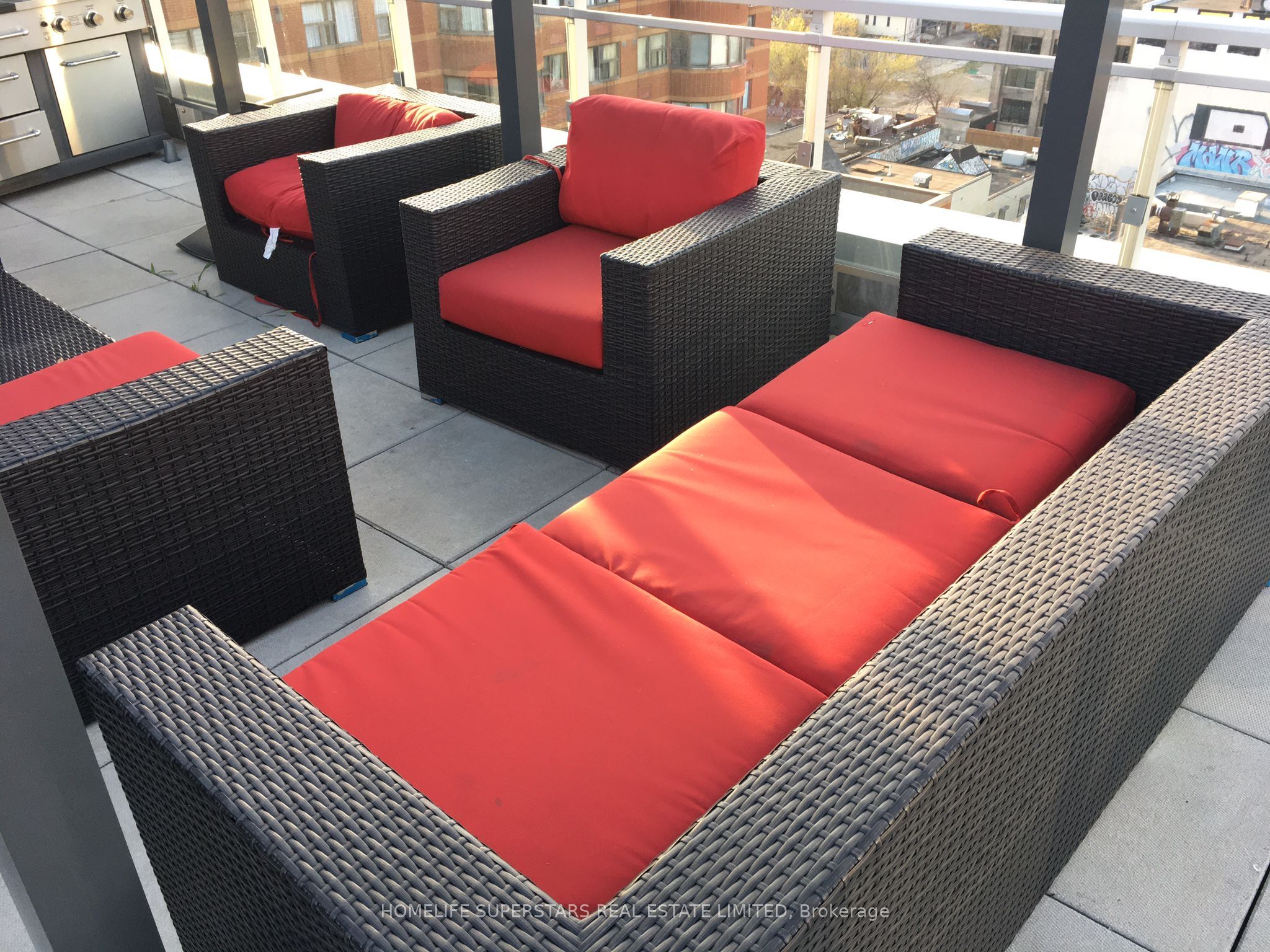 10 Willison Square S 305