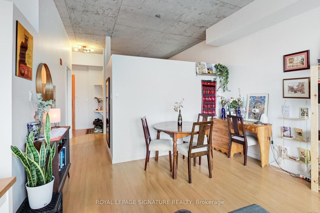 Photo of 833 King Street W #409, Toronto, ON M5V 1N9 (MLS # C12908984)