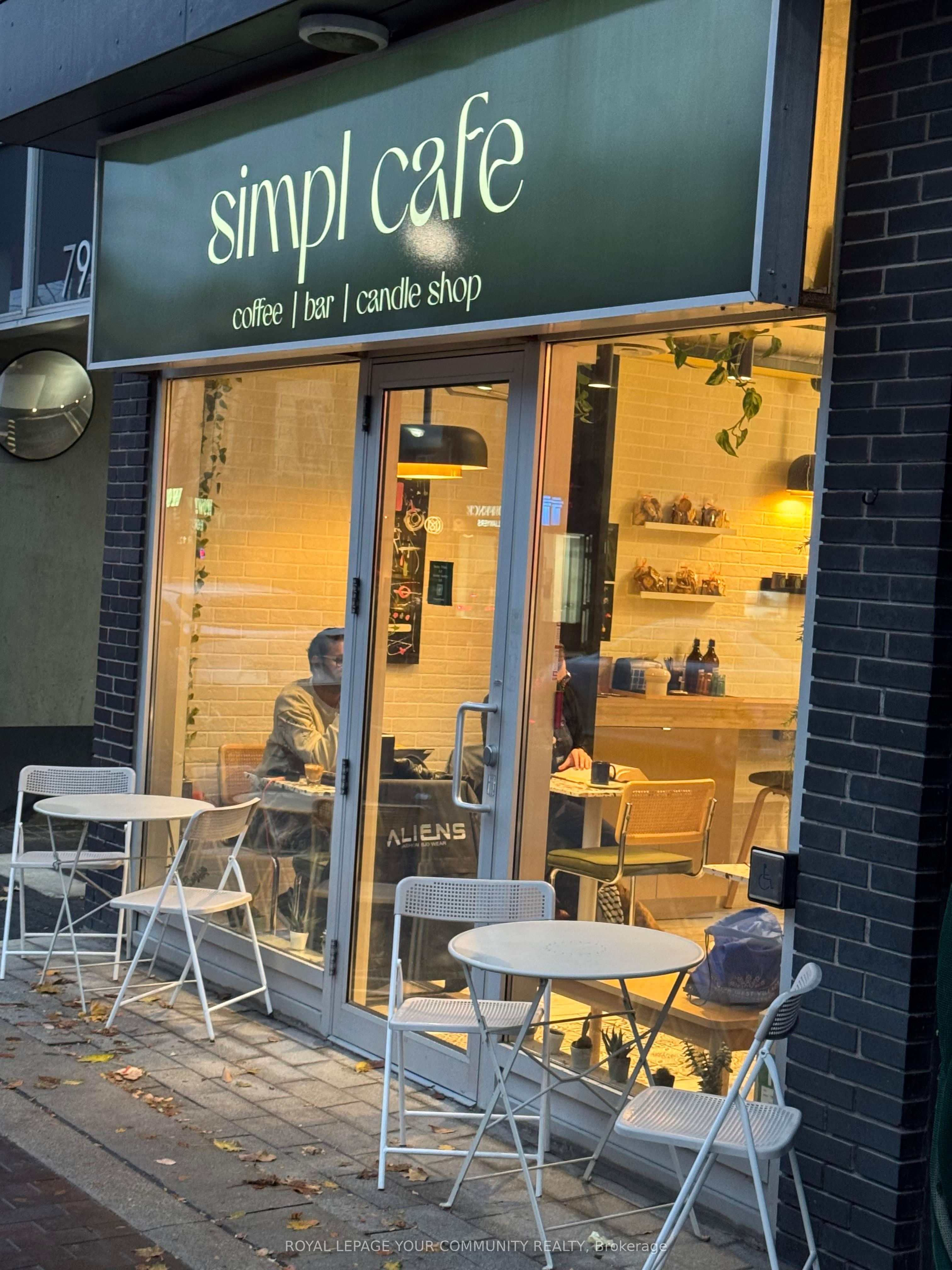 799 College Street 101