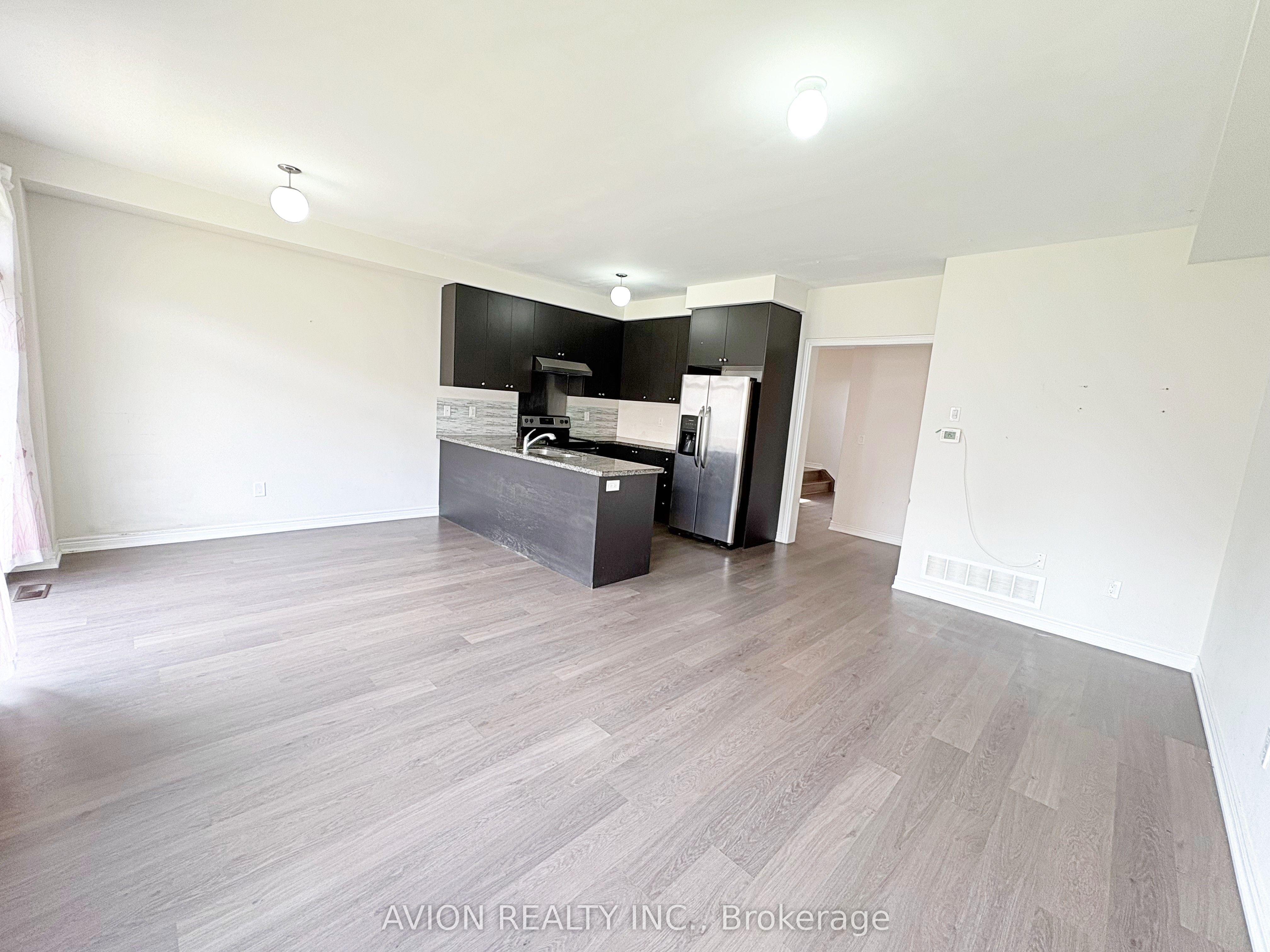 68 Collier Crescent