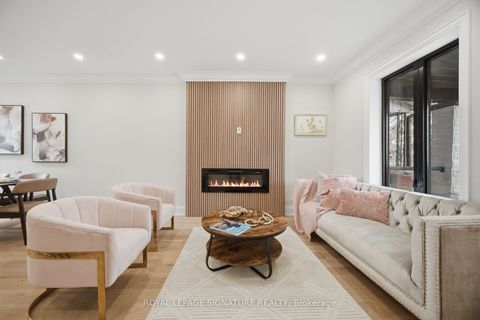 241 Maria Street Toronto ON M6P 1W6