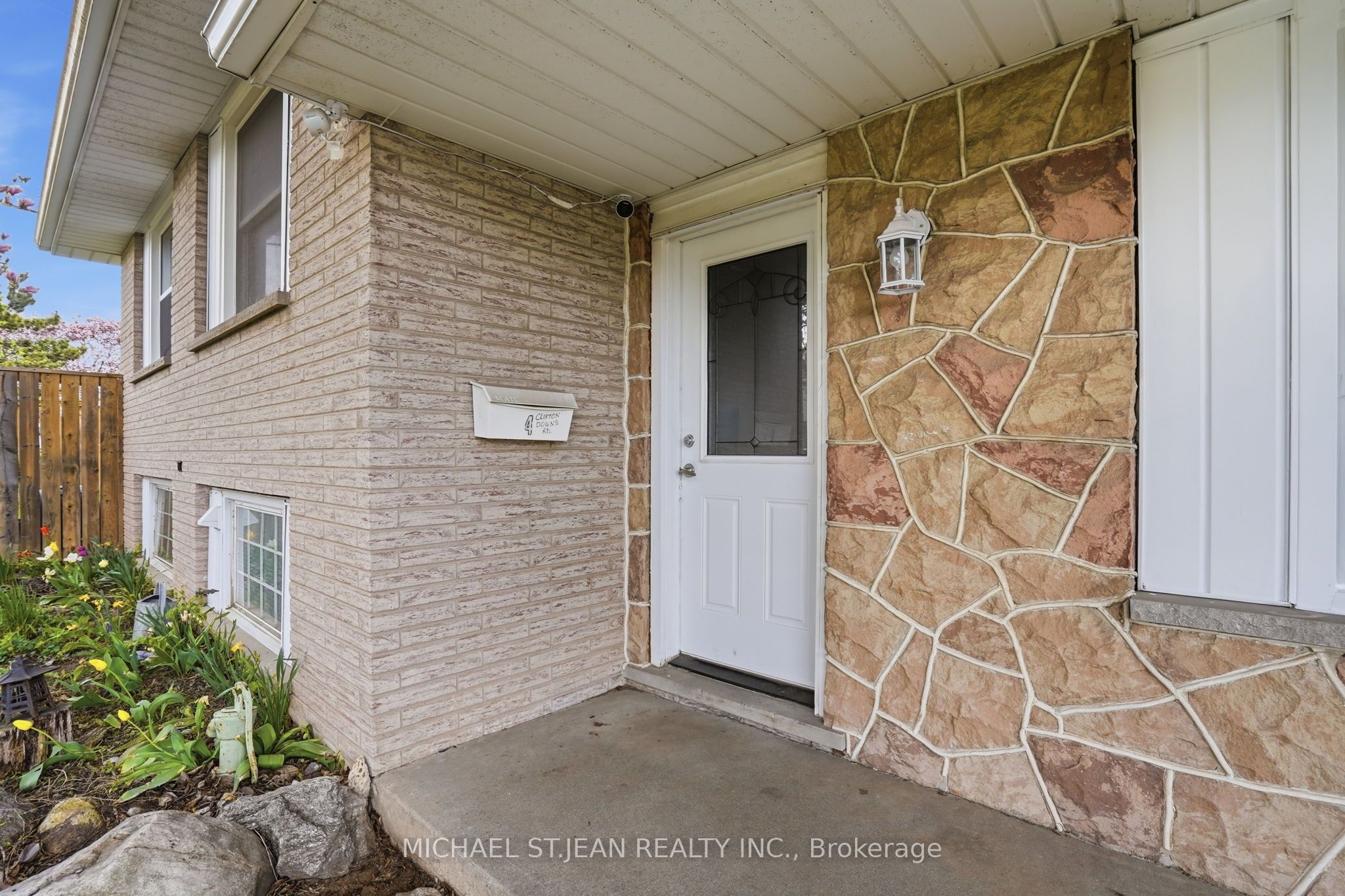 4 Clifton Downs Road