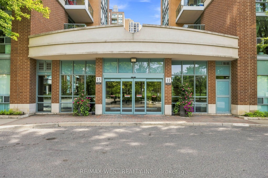 Photo of 15 Michael Power Place #809, Toronto, ON M9A 5G4 (MLS # W14115752)