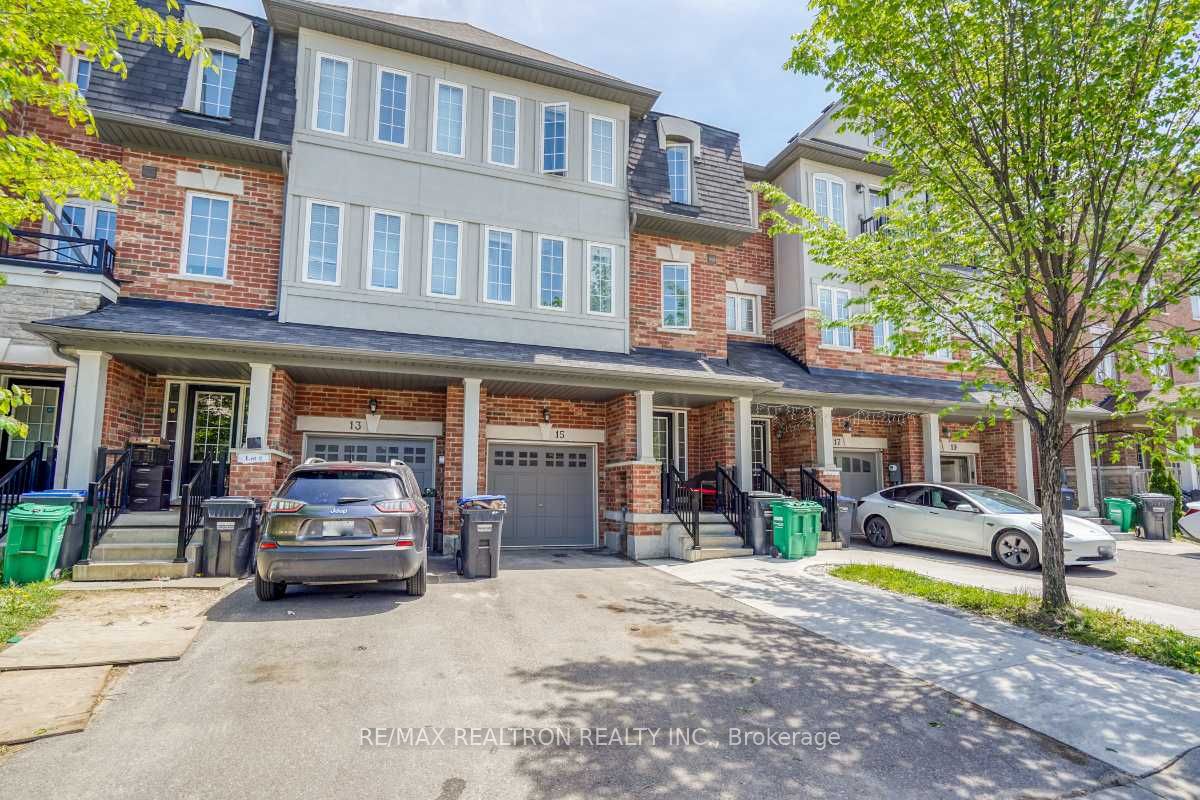 15 Sprucewood Road