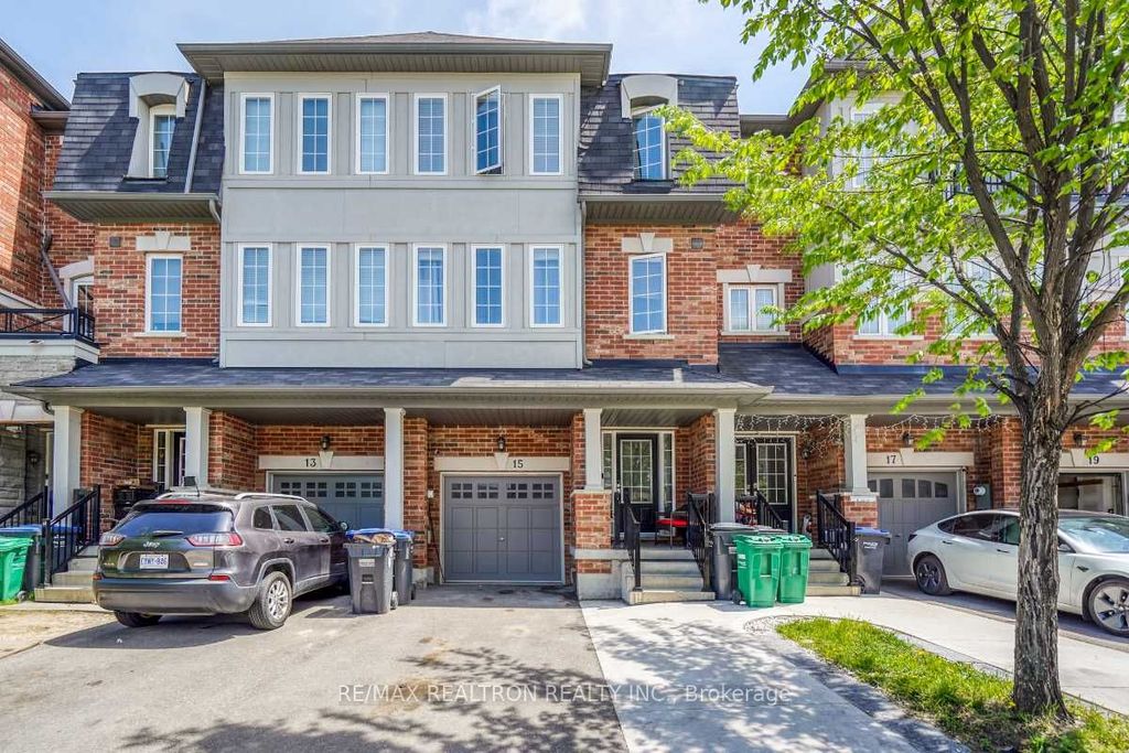 Photo of 15 Sprucewood Road, Brampton, ON L6Z 0J3 (MLS # W13206602)