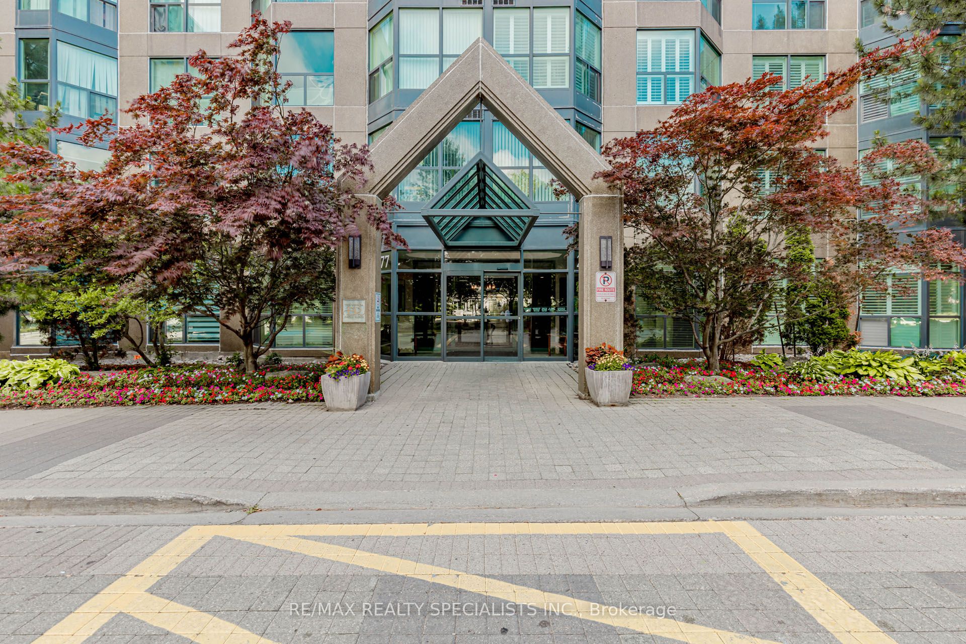 2177 Burnhamthorpe Road W 1102