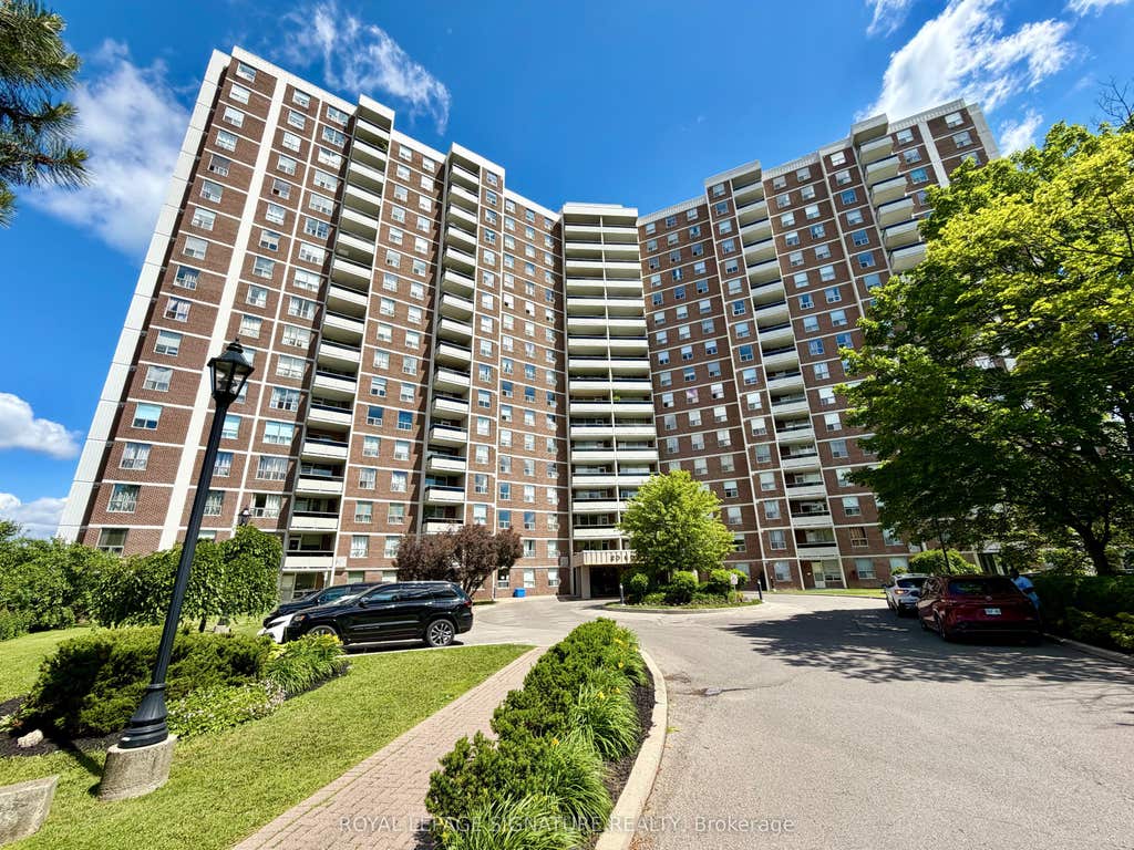 Photo of 20 Edgecliff Golfway #409, Toronto, ON M3C 3A4 (MLS # C13668480)