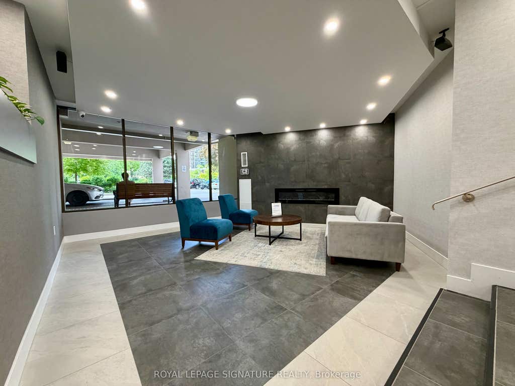 Photo of 20 Edgecliff Golfway #409, Toronto, ON M3C 3A4 (MLS # C13668480)
