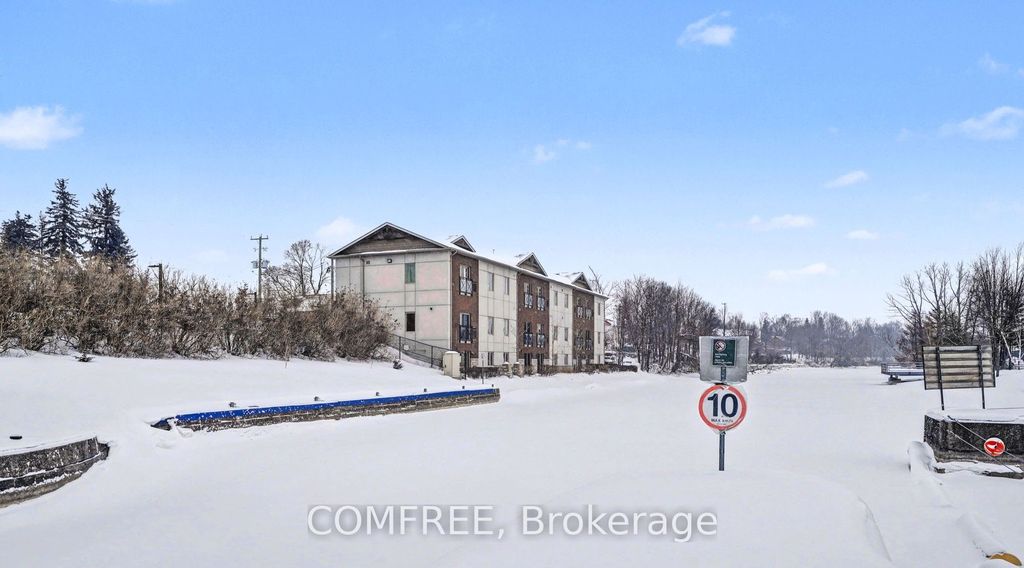 Photo of 25 King Street #204, Kawartha Lakes, ON K9V 1C4 (MLS # X12789546)