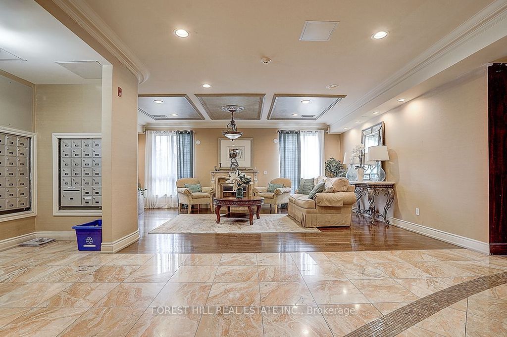 Photo of 1 Maison Parc Court #212, Vaughan, ON L4J 9K1 (MLS # N13077622)