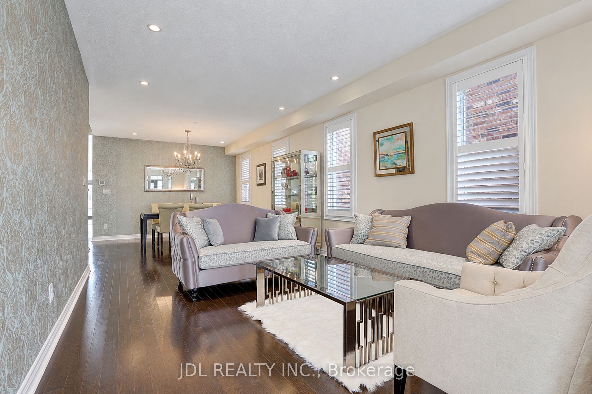 11 Herbert Wales Crescent