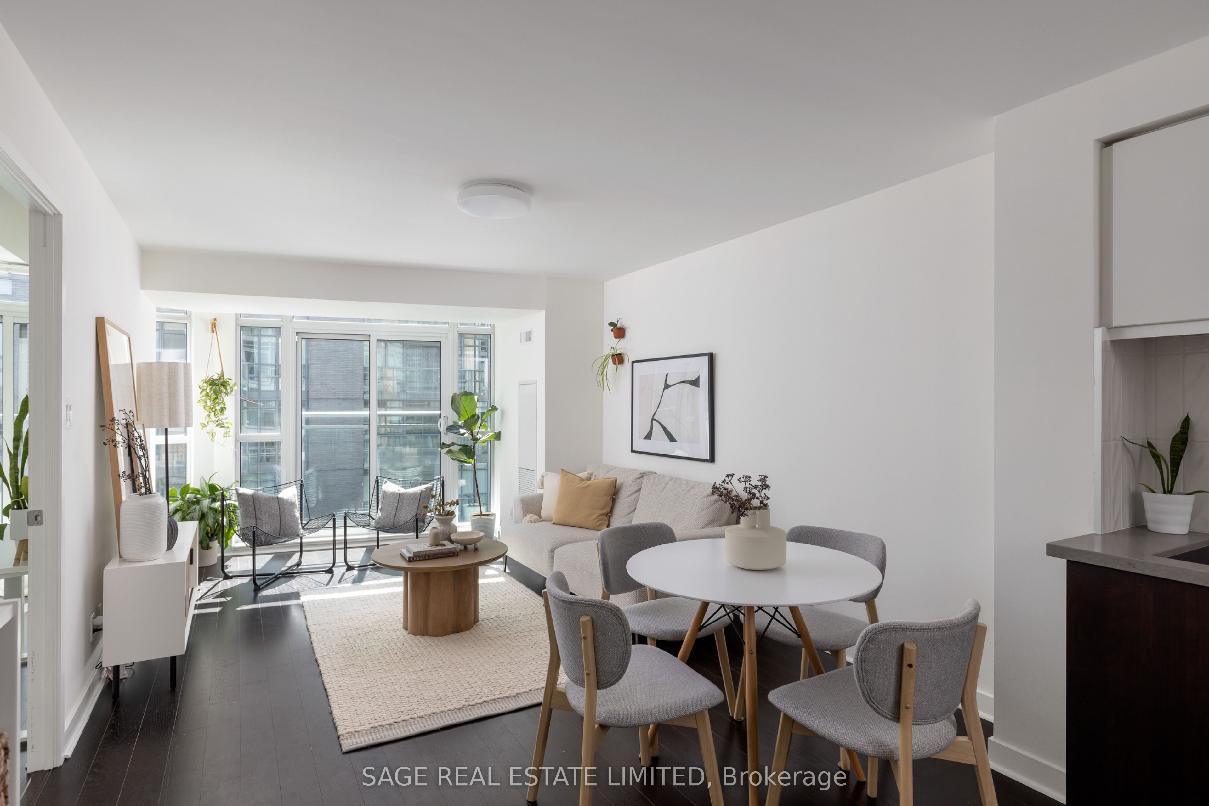 1169 Queen Street W 419