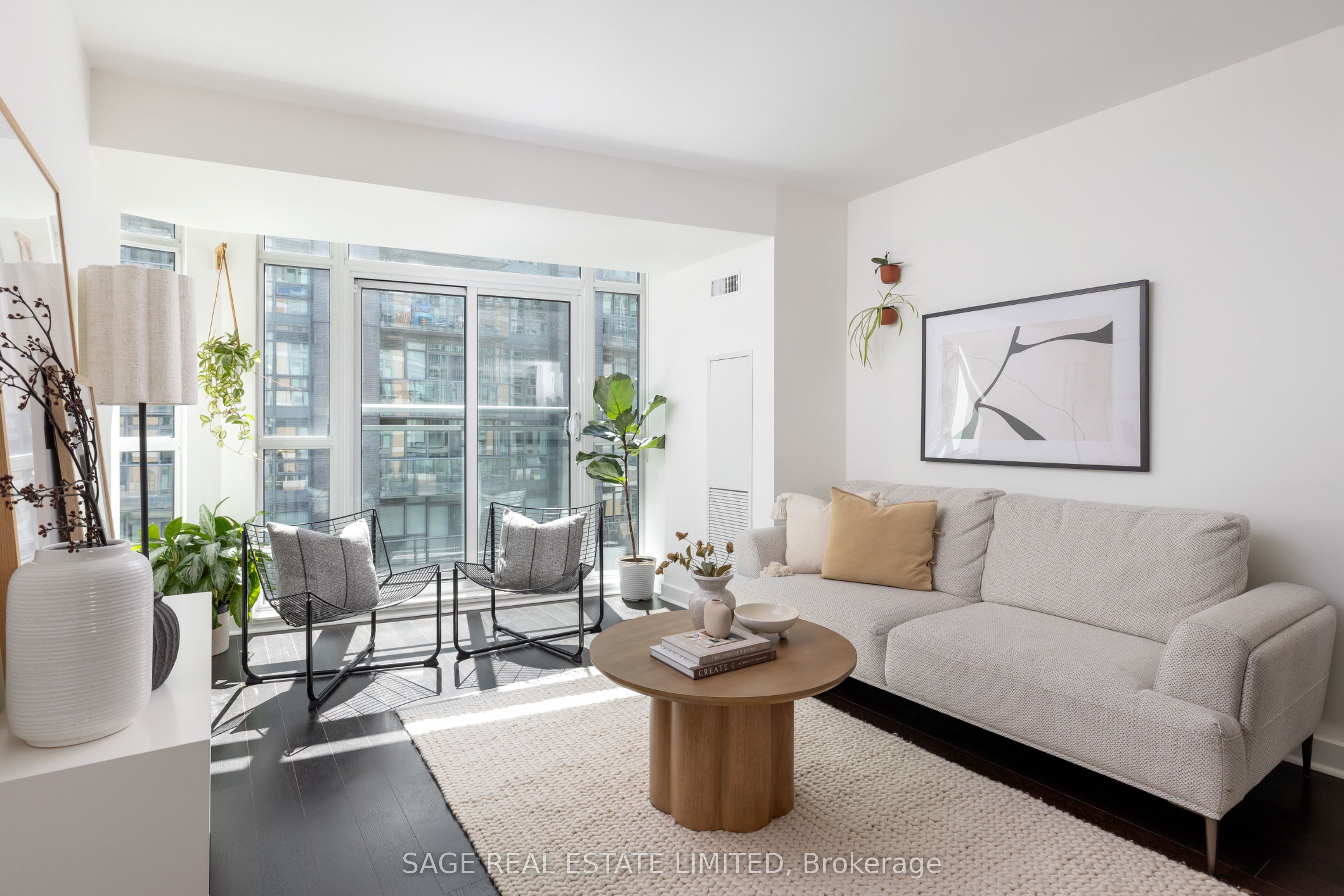 1169 Queen Street W 419
