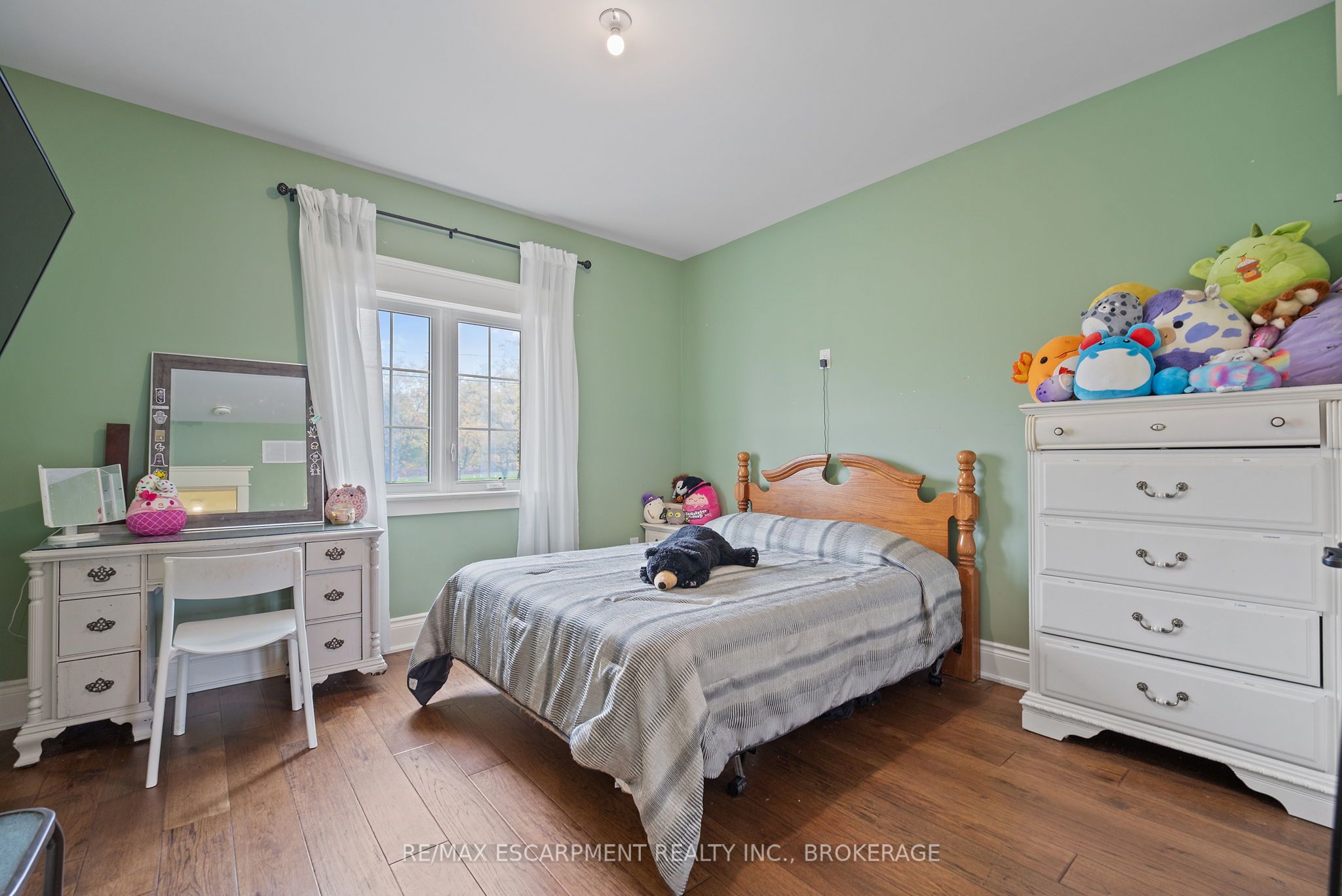 3809 Netherby Road