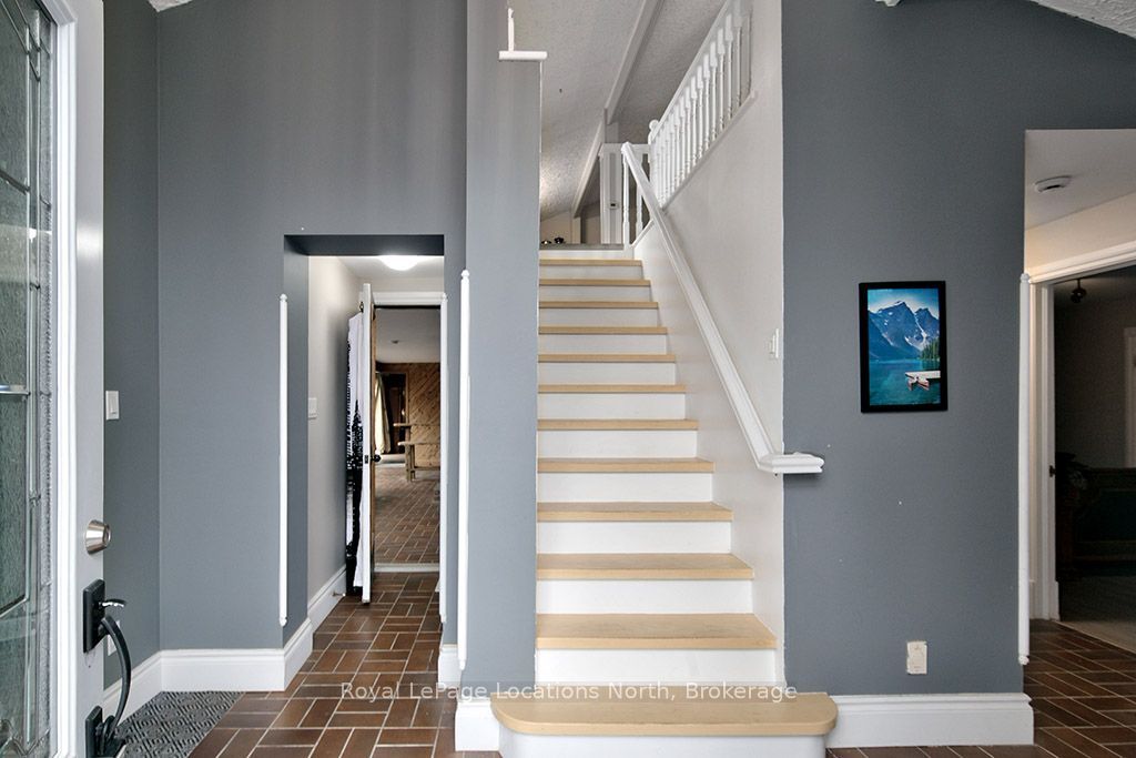 Photo of 252 Swiss Meadows Boulevard, Blue Mountains, ON N0H 2E0 (MLS # X12986202)