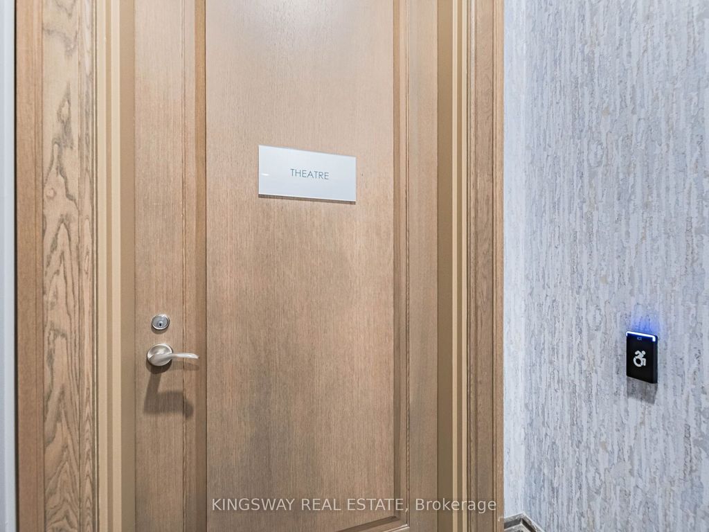 Photo of 30 Elm Drive #2105, Mississauga, ON L5B 0N3 (MLS # W12606976)