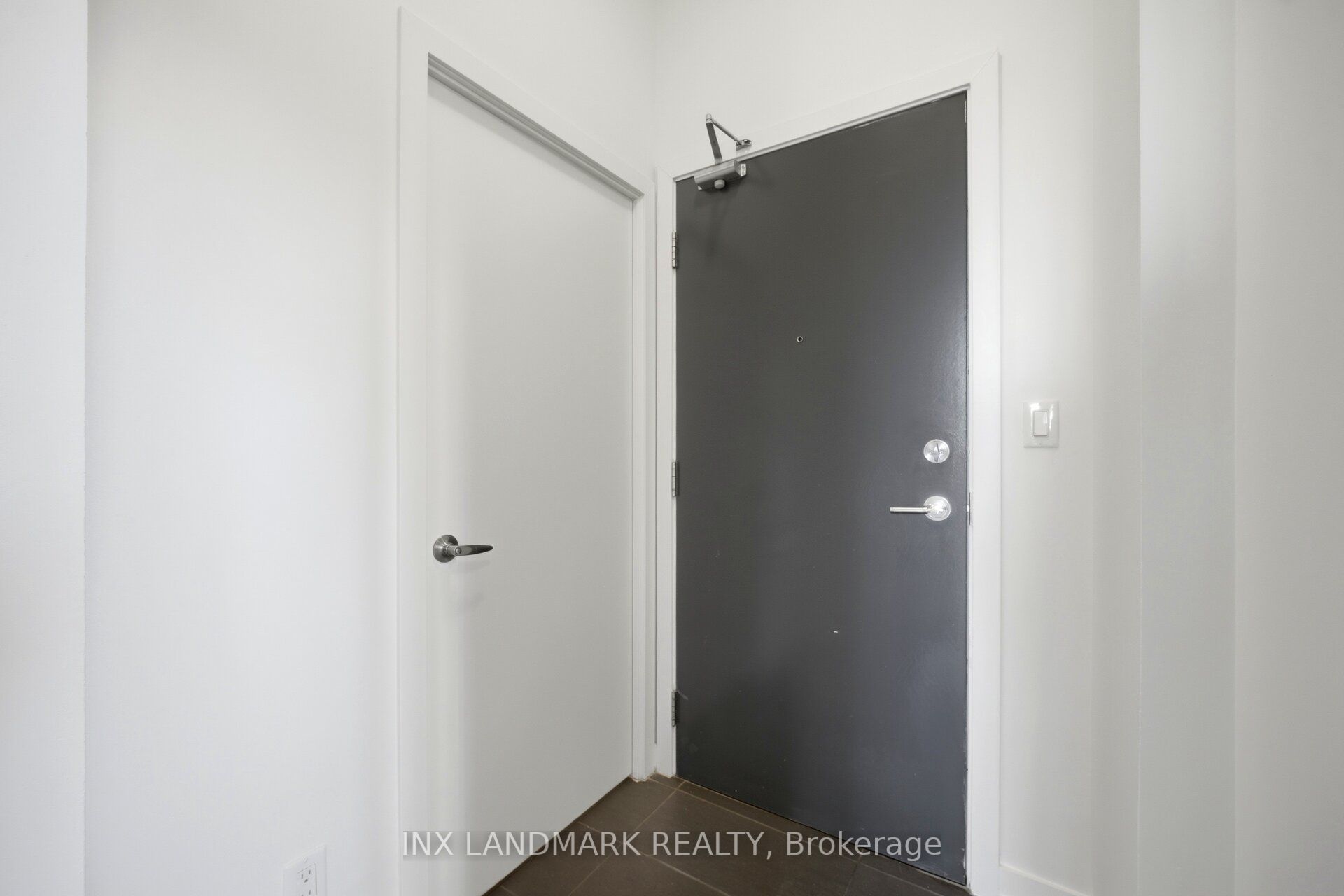 4070 Confederation Parkway 517