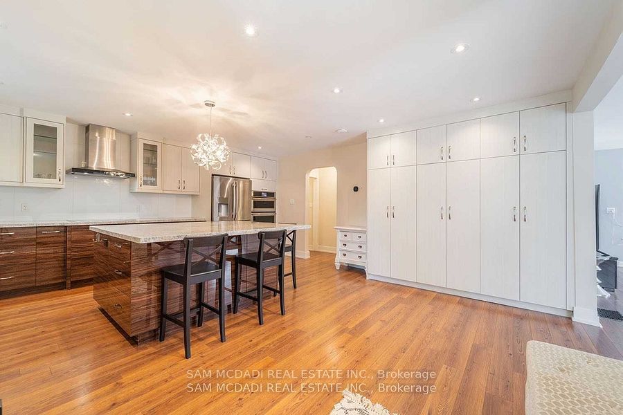 1730 Sunningdale Bend