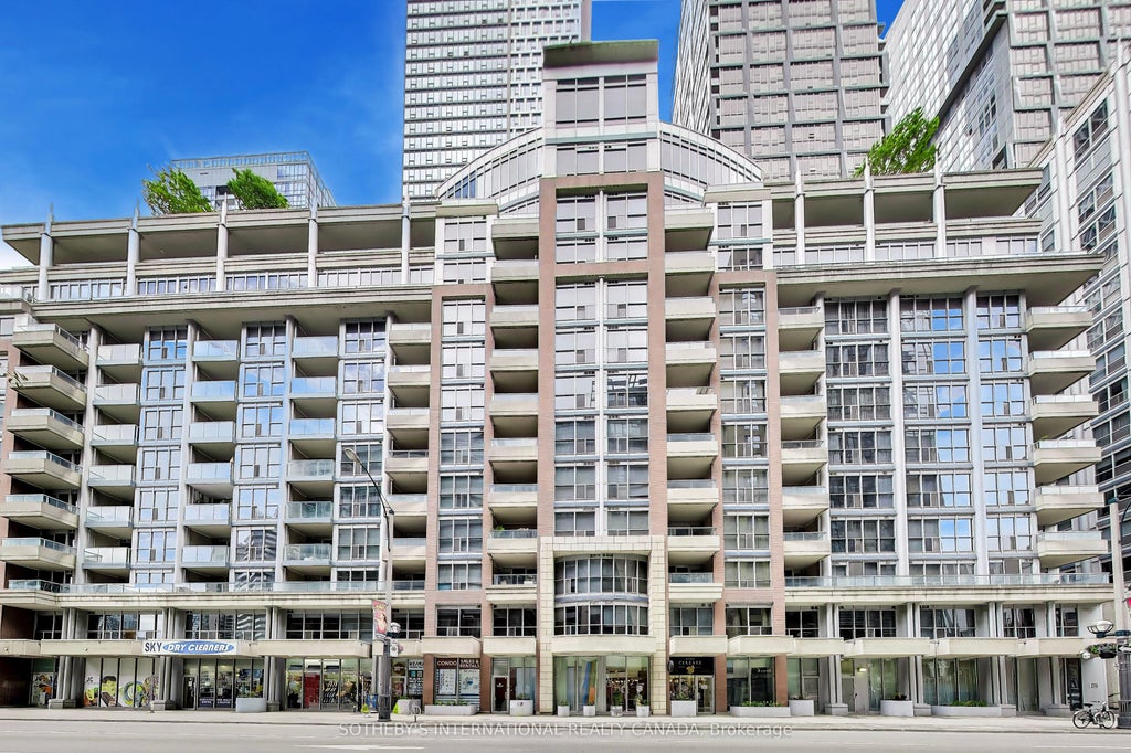 Photo of 270 Wellington Street W #1005, Toronto, ON M5V 3P5 (MLS # C13466572)