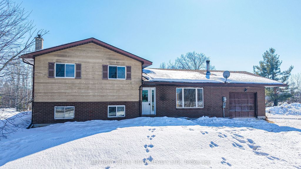 Photo of 374 Monck Road, Kawartha Lakes, ON L0K 1W0 (MLS # X12863722)