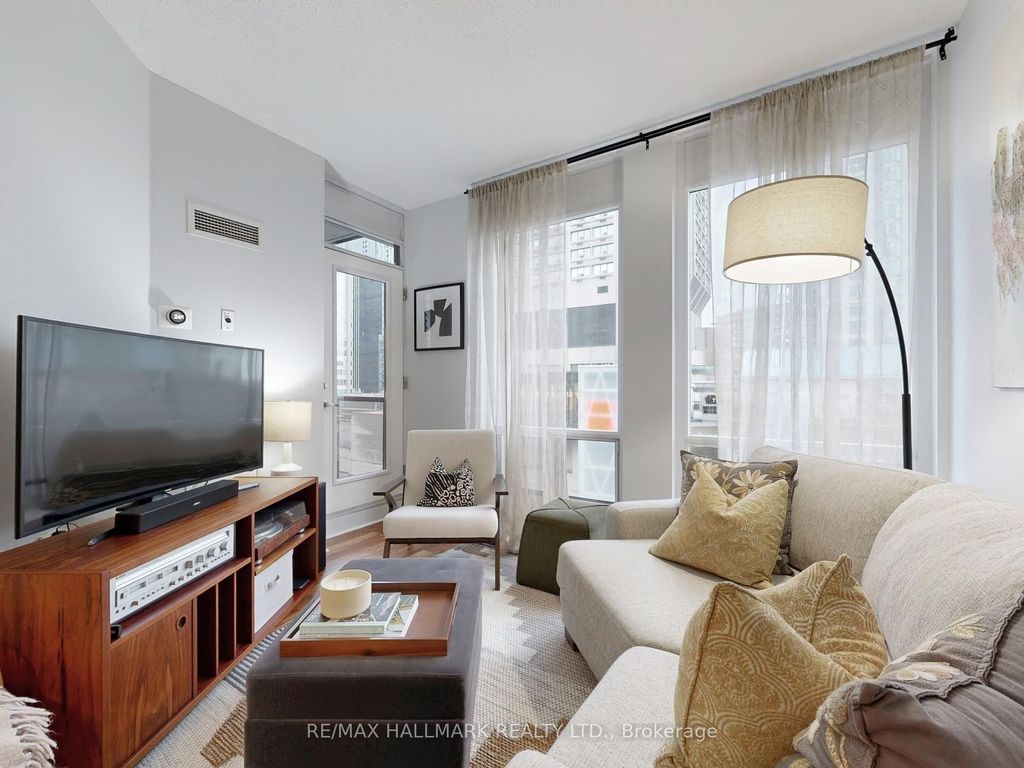 Photo of 85 Bloor Street E #1403, Toronto, ON M4W 3Y1 (MLS # C12751356)