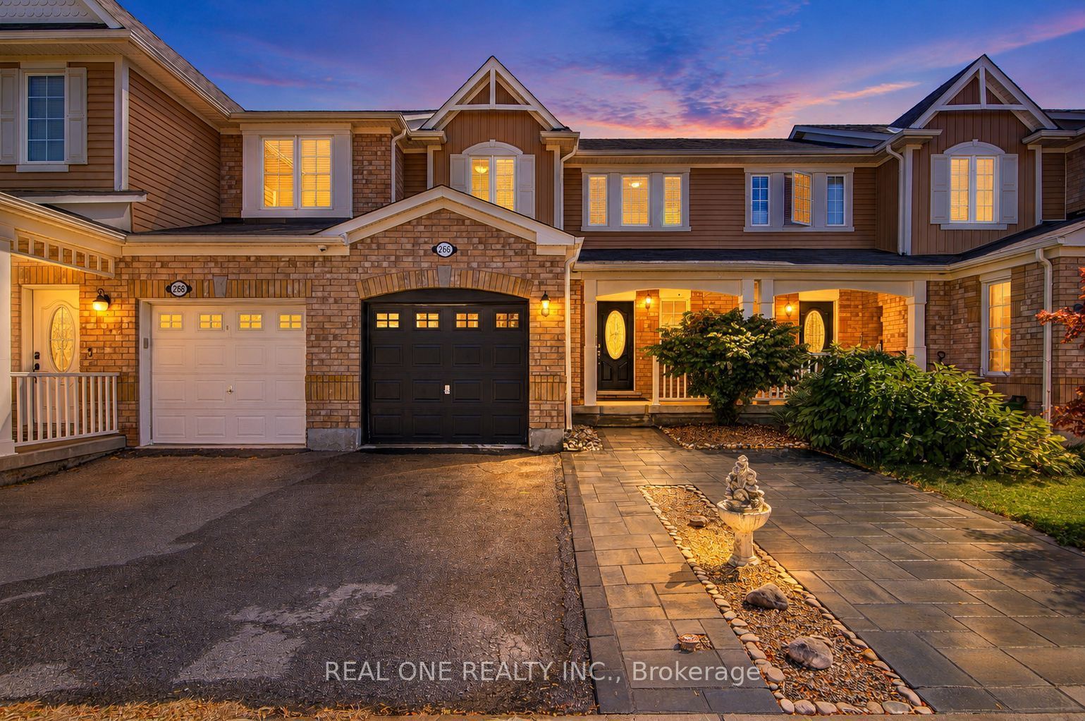 266 Woodley Crescent