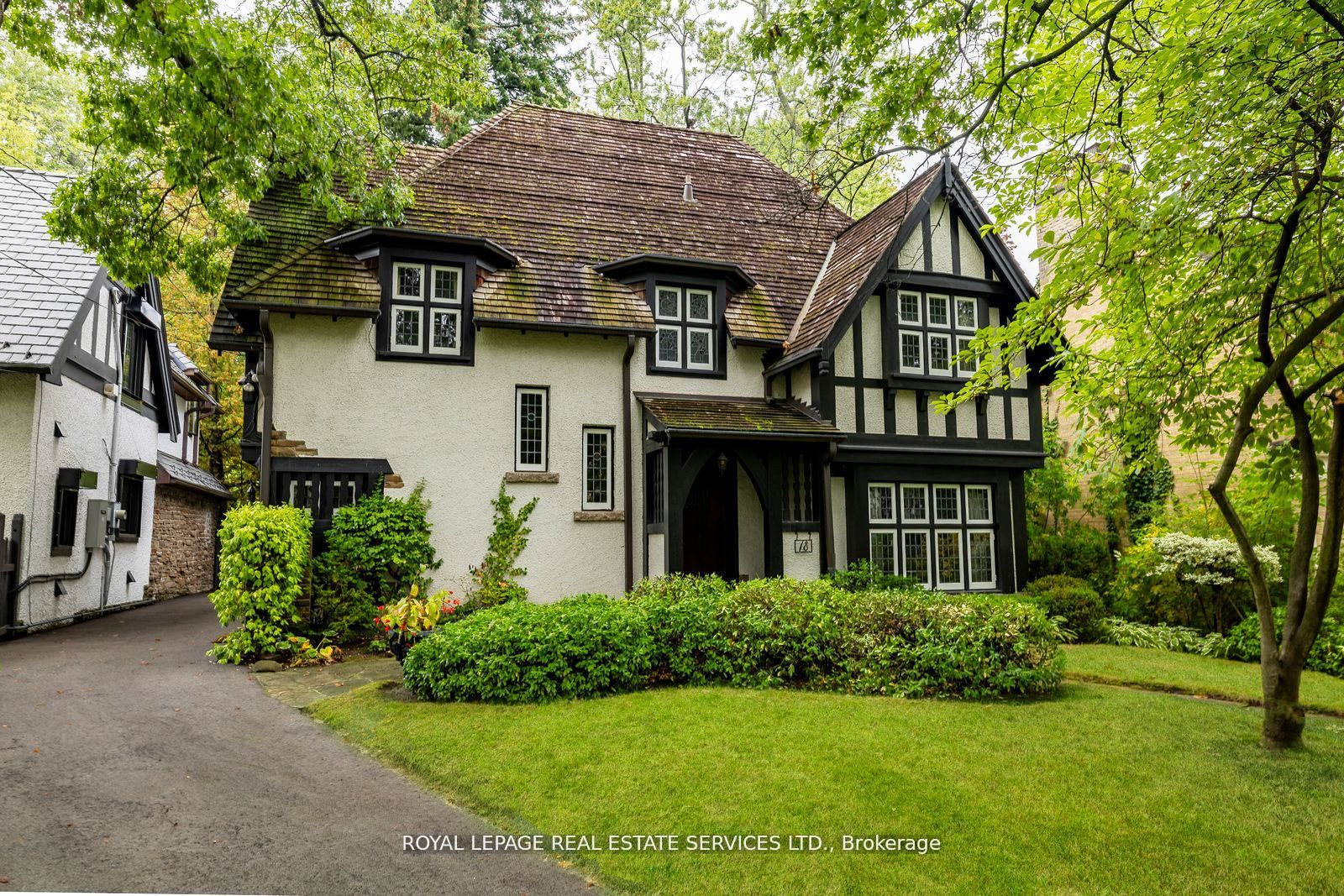 18 Queen Marys Drive