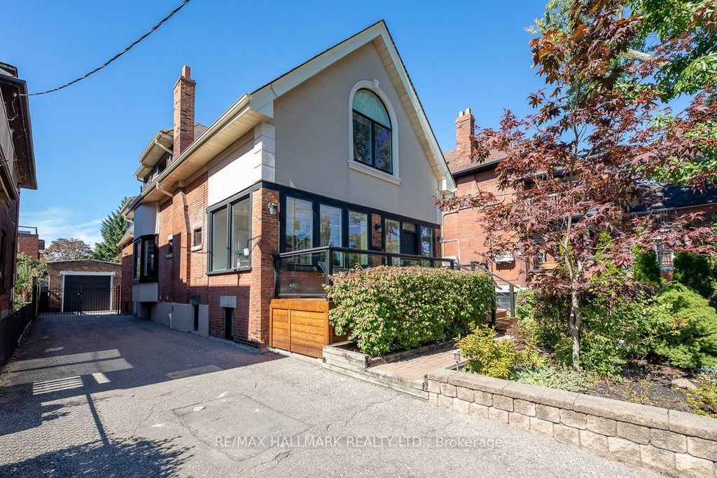 Photo of 620 Indian Road, Toronto, ON M6P 2C6 (MLS # W13874780)