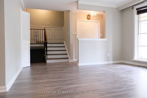 360 Stanfield Drive Oakville ON L6L 3P6