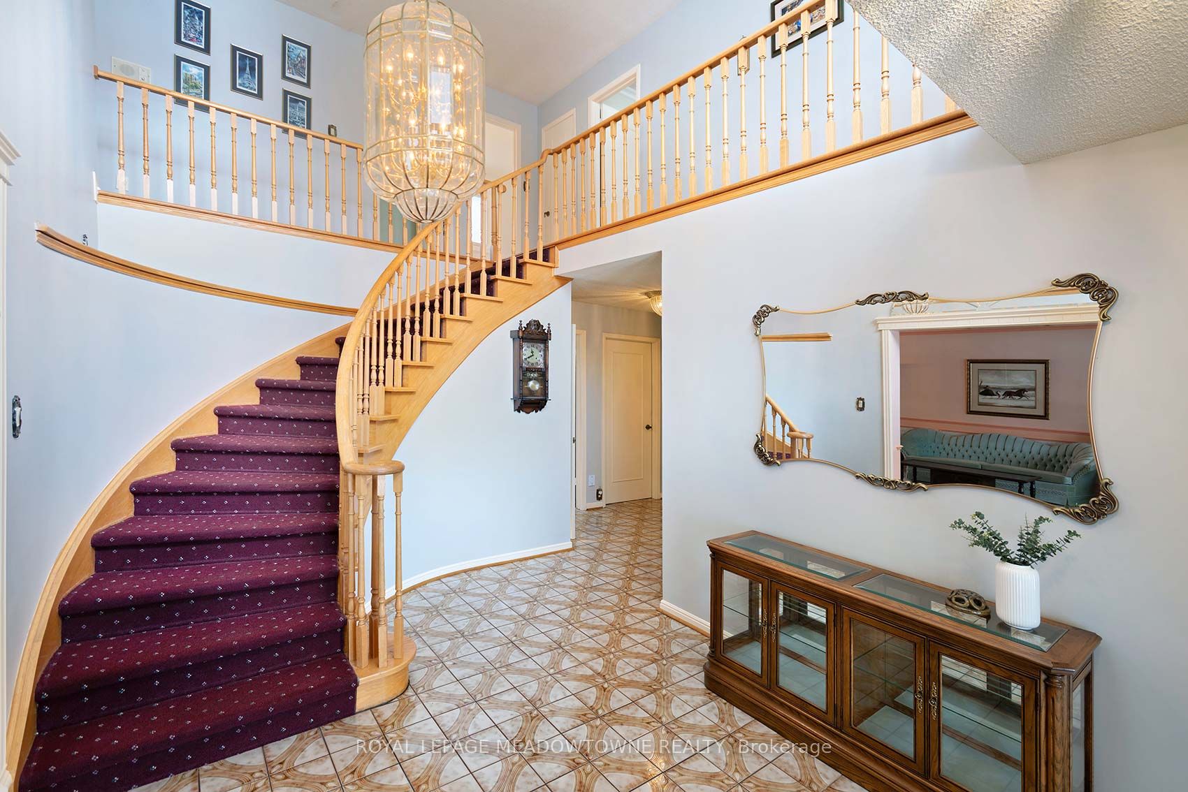 2529 Claymore Crescent