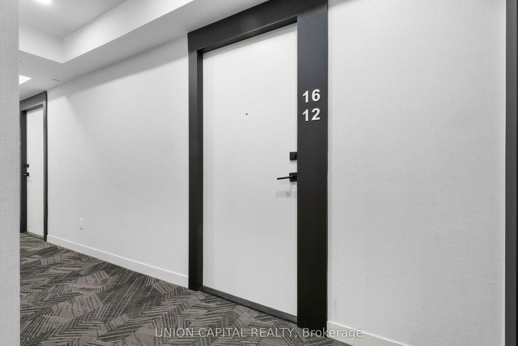 Photo of 319 Jarvis Street #1612, Toronto, ON M5B 0C8 (MLS # C13063456)