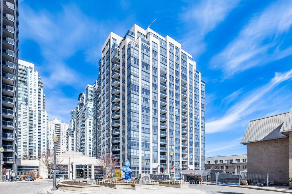 Photo of 28 Hollywood Avenue #809, Toronto, ON M2N 6S4 (MLS # C12734494)