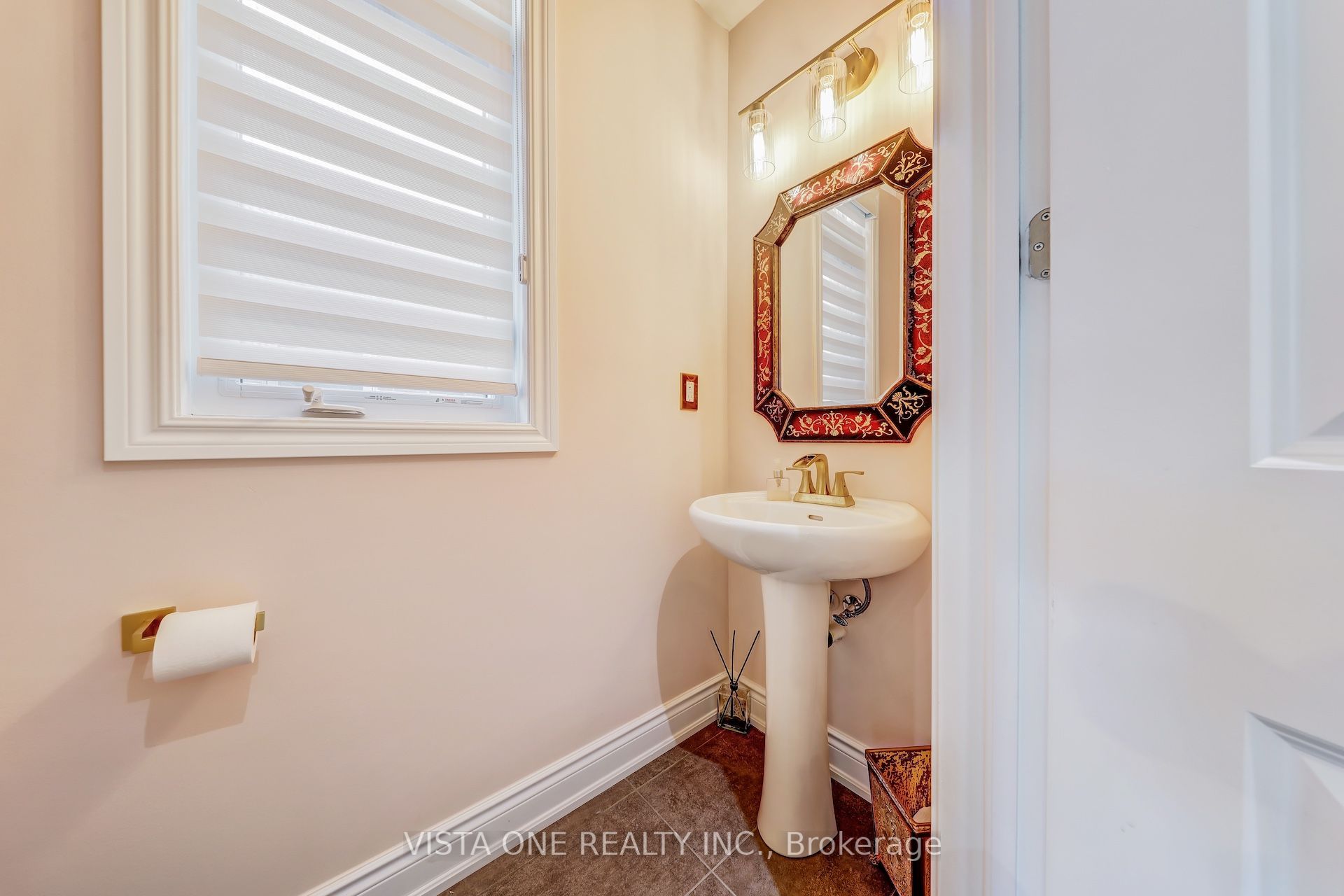 26 Zenith Avenue