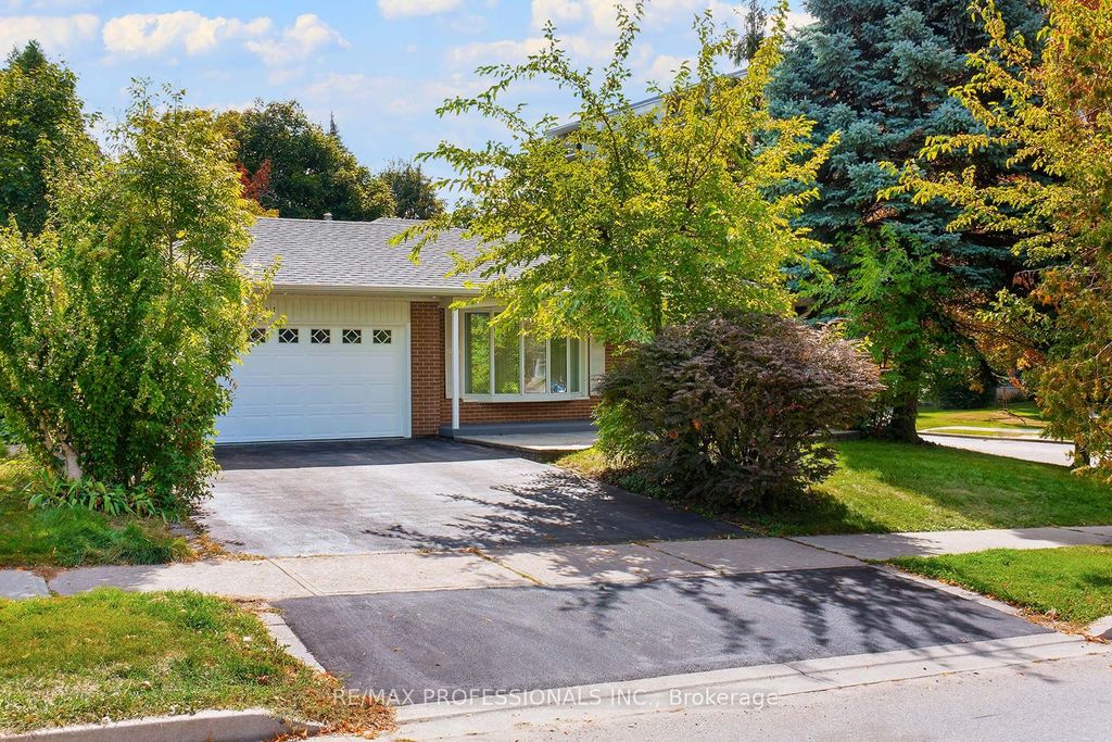 Photo of 37 Sunplains Crescent, Toronto, ON M9C 1M4 (MLS # W12418671)