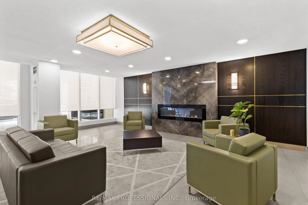 Photo of 820 Burnhamthorpe Road #508, Toronto, ON M9C 4W2 (MLS # W12578274)