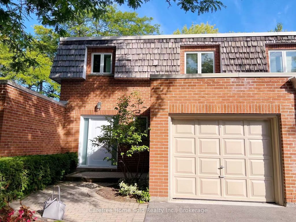 Photo of 135 Scenic Mill Way, Toronto, ON M2L 1T1 (MLS # C12414815)