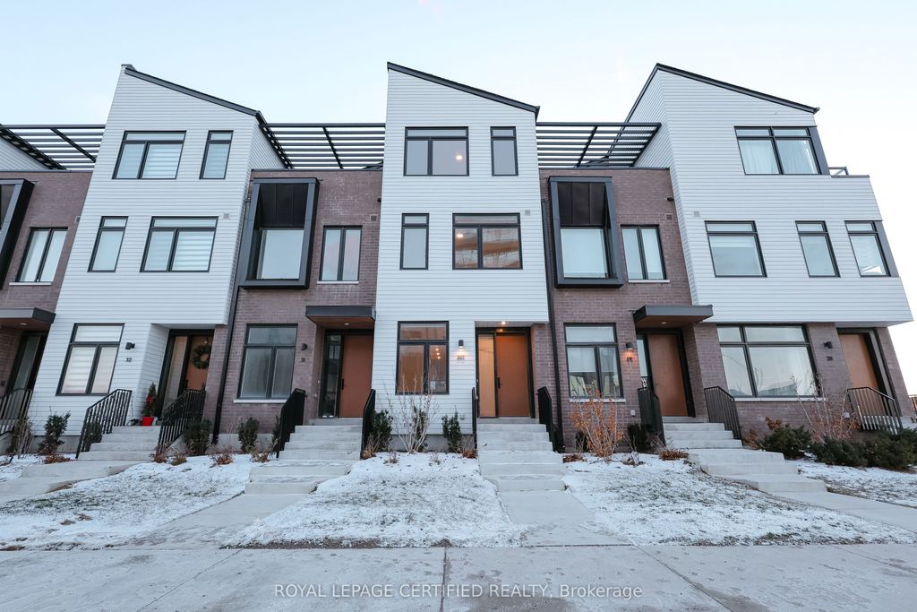 Photo of 50 COVESIDE Drive #30, Mississauga, ON L5H 0B2 (MLS # W12607608)