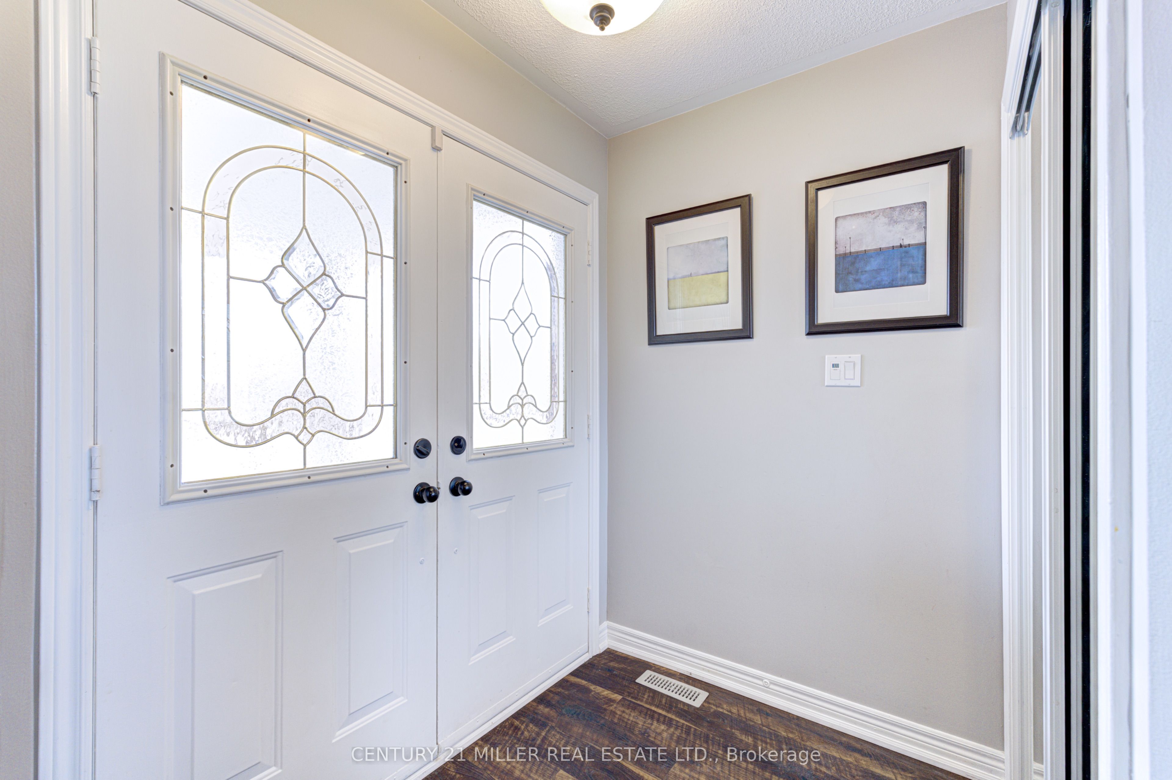 614 Leatherleaf Drive