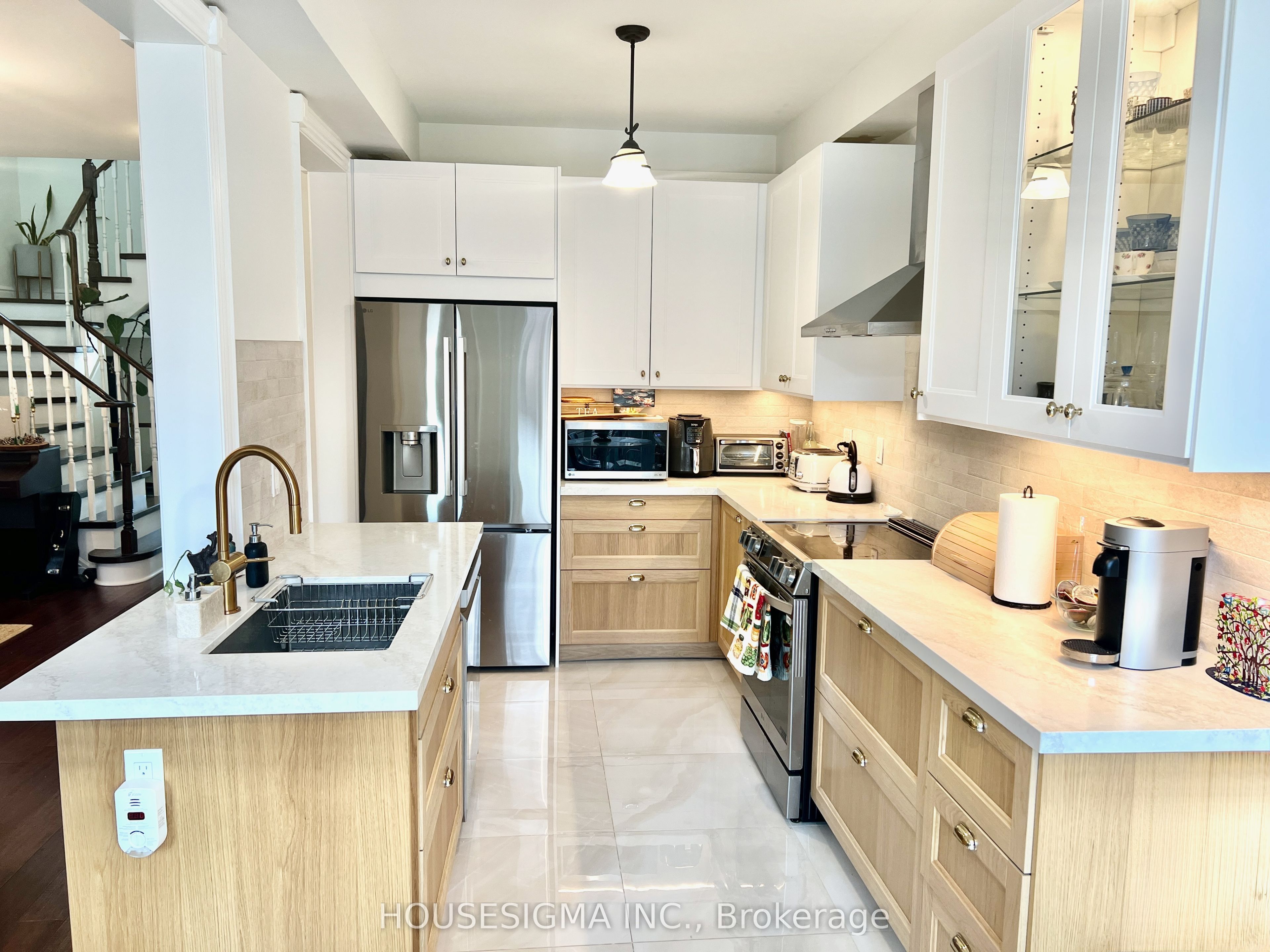 123 Wildberry Crescent