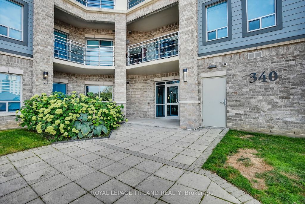 Photo of 340 Sugarcreek Trail #401, London North, ON N6H 0G4 (MLS # X12607424)