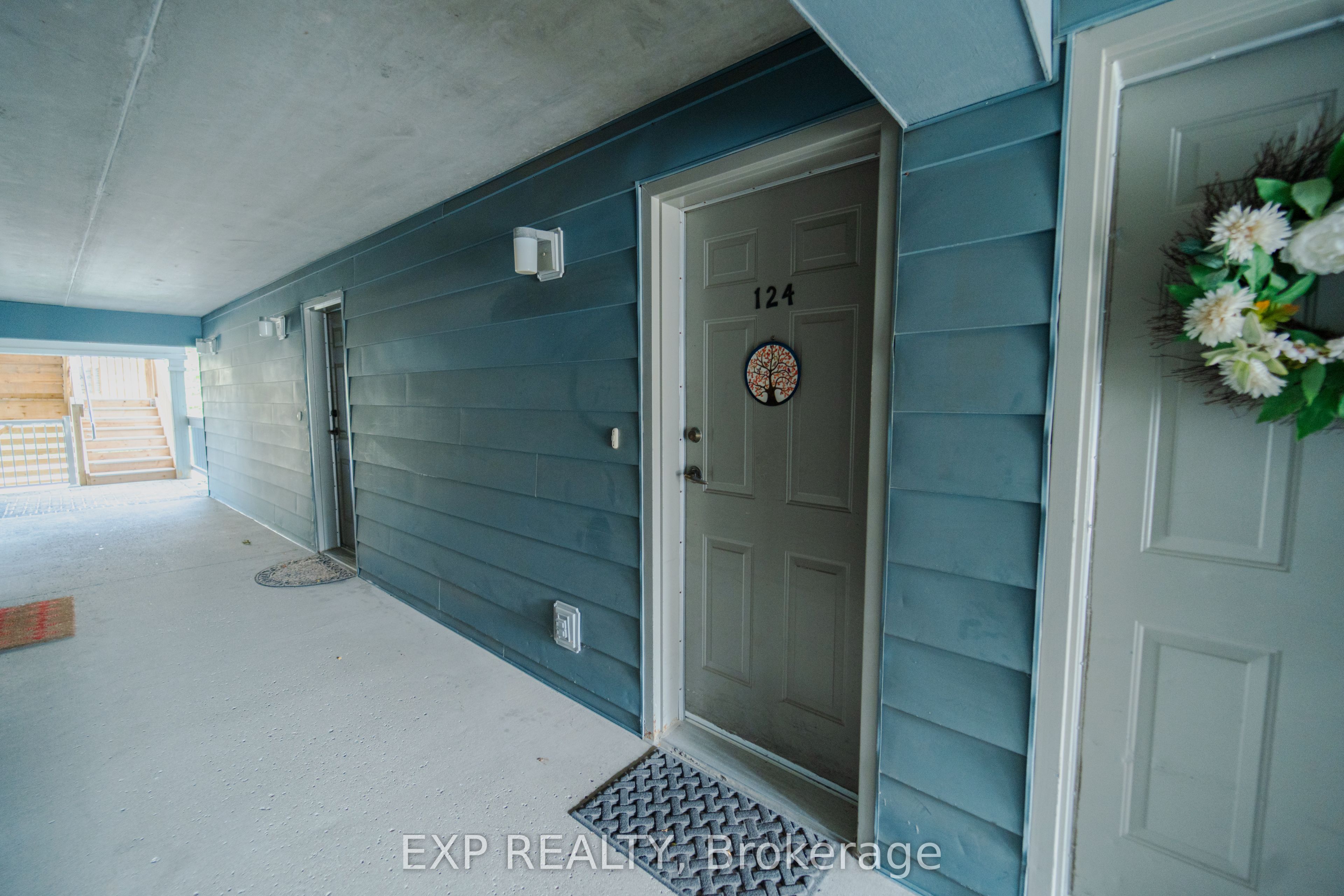 2010 Cleaver Avenue 124