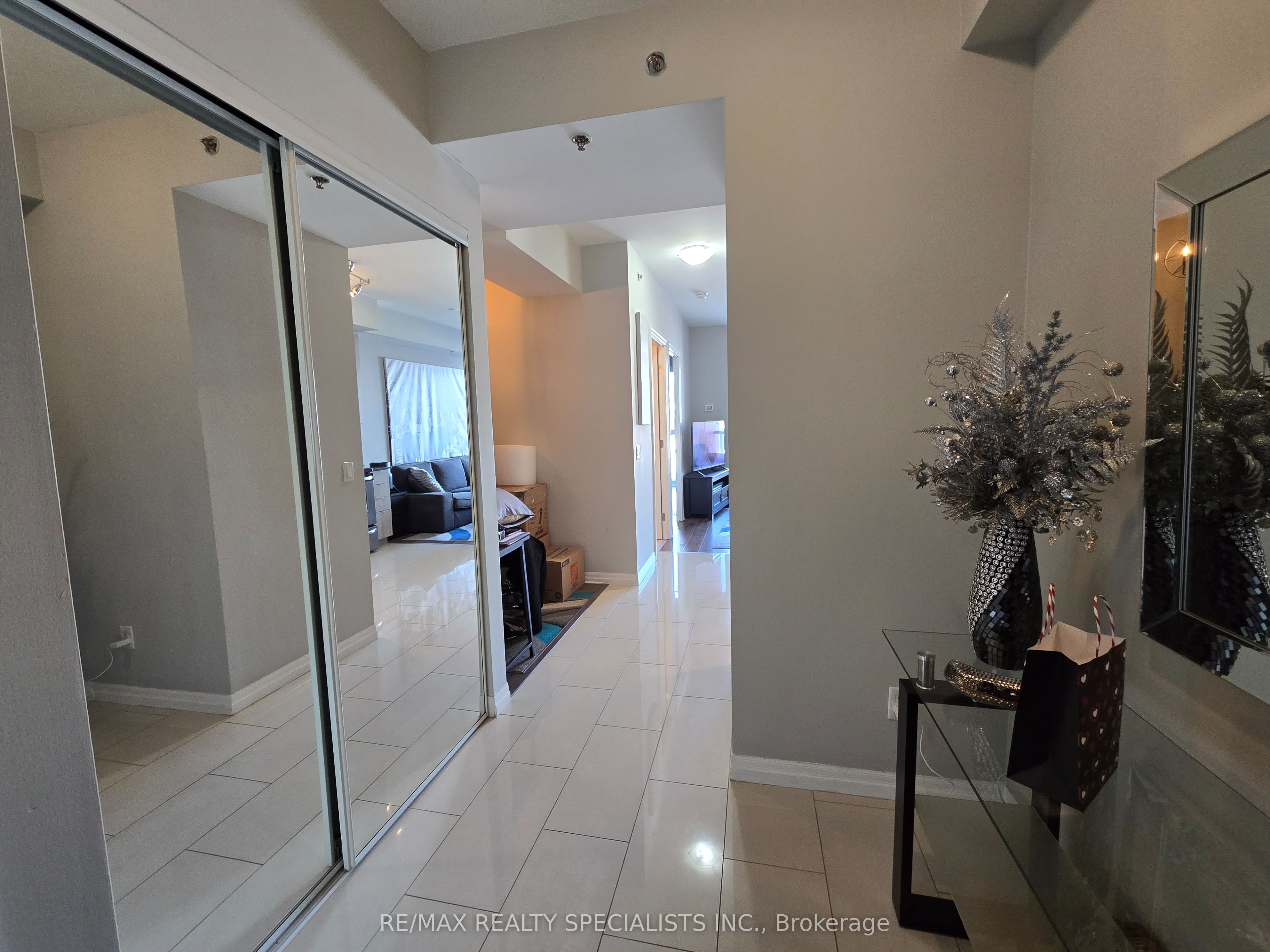 5001 Corporate Drive 301