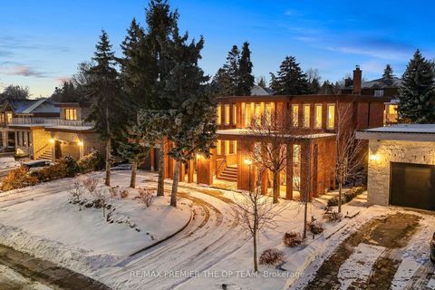 Photo of 373 Firglen Ridge, Vaughan, ON L4L 1N6 (MLS # N12662368)