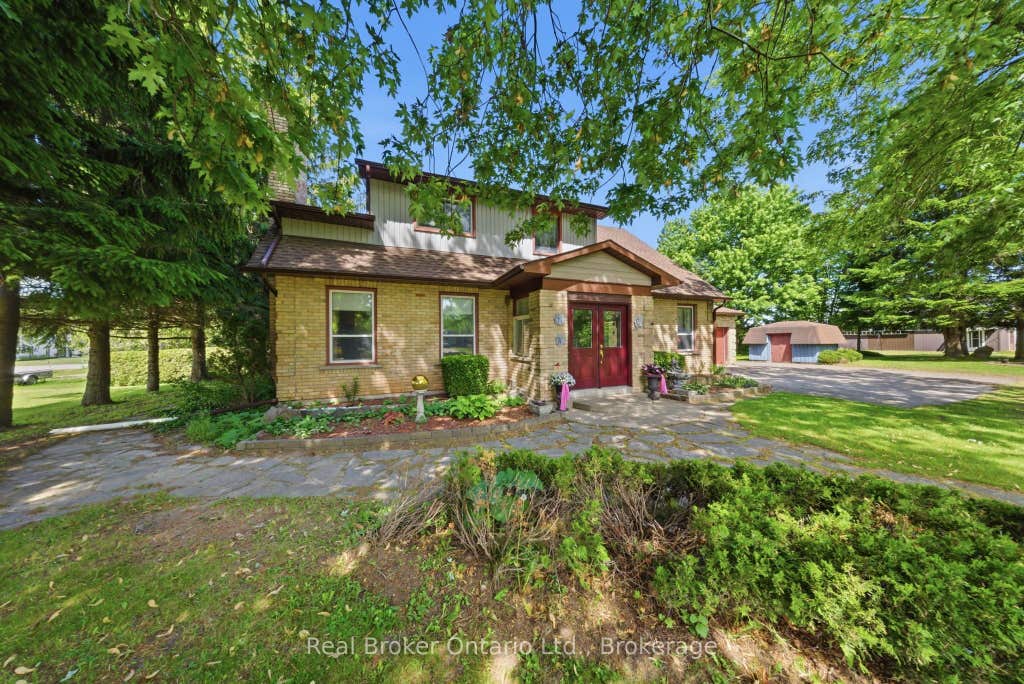 Photo of 800 Tremaine Avenue S, North Perth, ON N4W 3G9 (MLS # X13430726)