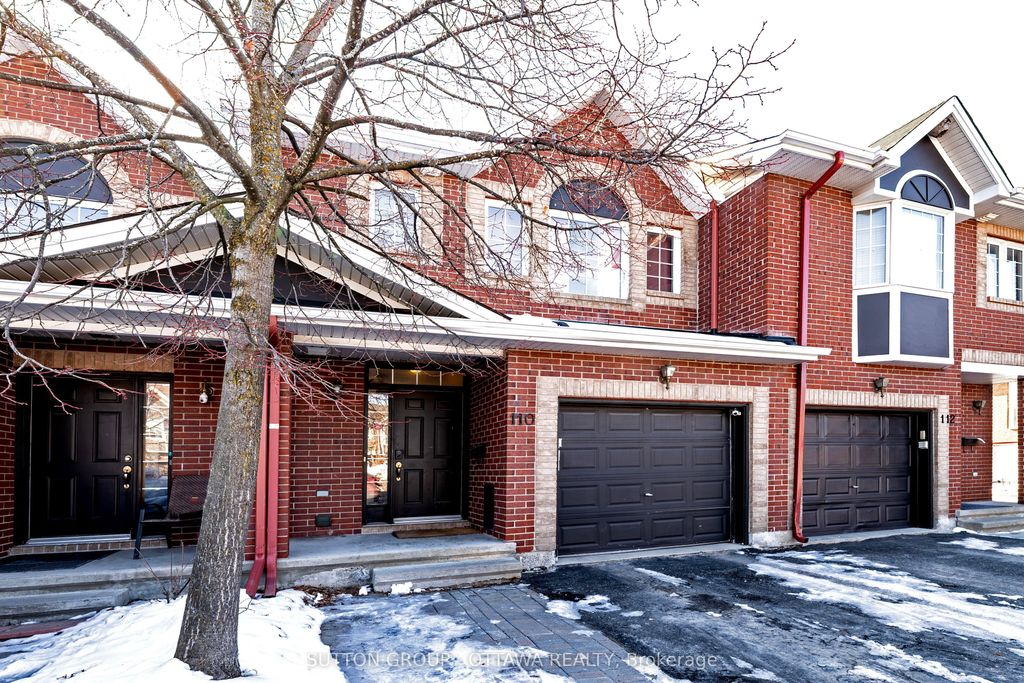 Photo of 110 Chartley Private, Hunt Club - South Keys and Area, ON K1V 2J6 (MLS # X12933678)