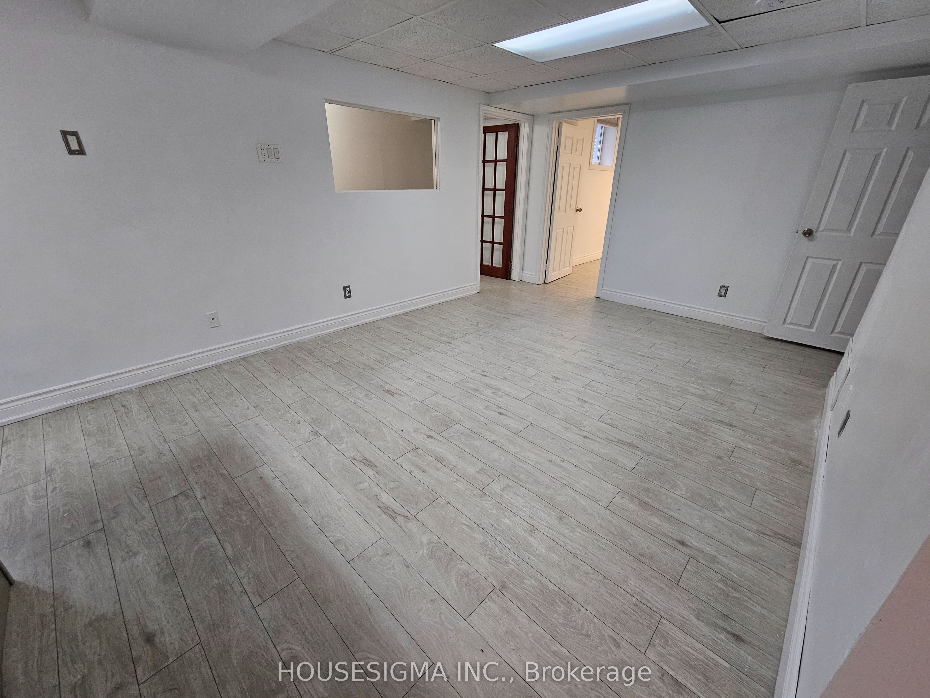 65 Randall Avenue