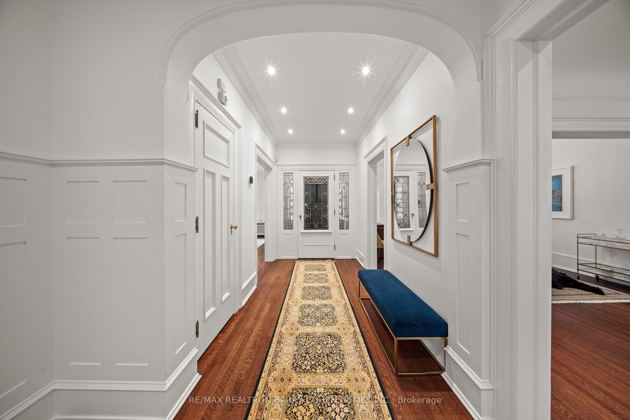 302 Russell Hill Road