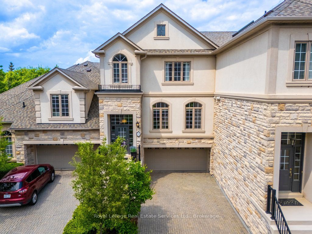 Photo of 2400 Neyagawa Boulevard #34, Oakville, ON L6H 7P5 (MLS # W12756522)